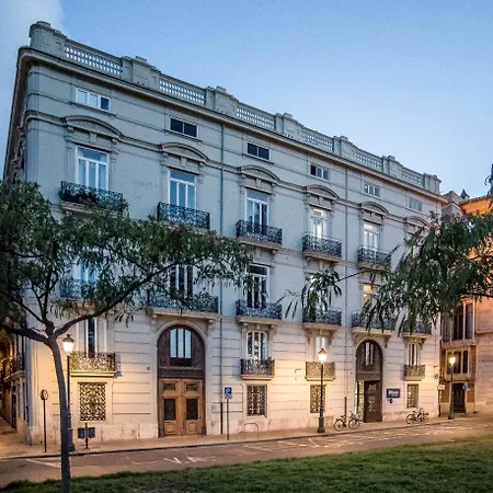 River Хостел *