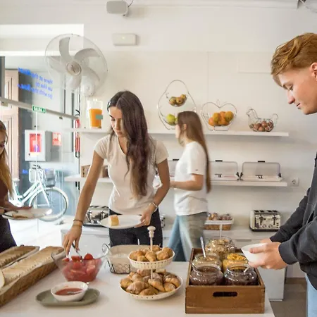 Хостел River *