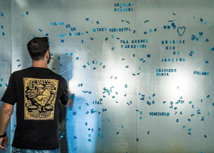 River Валенсия