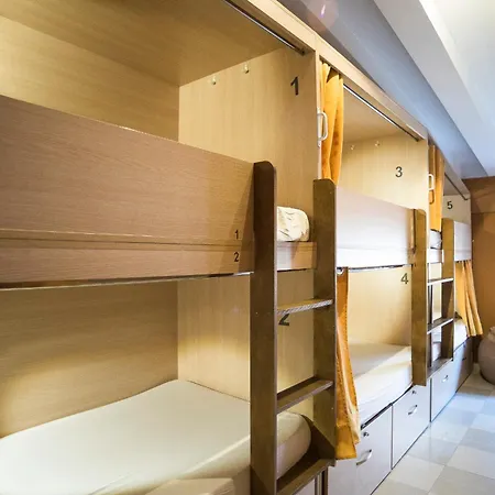 River Hostel Valencia